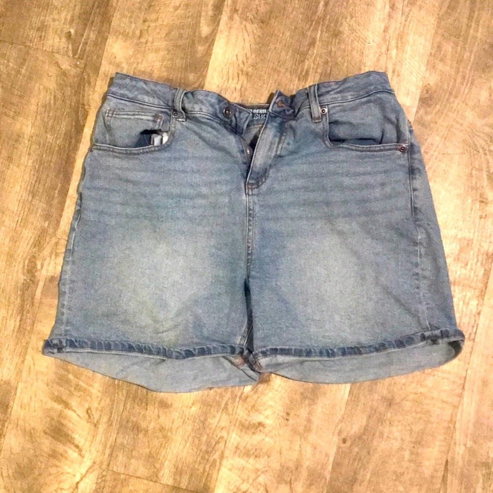 Mom shorts blue